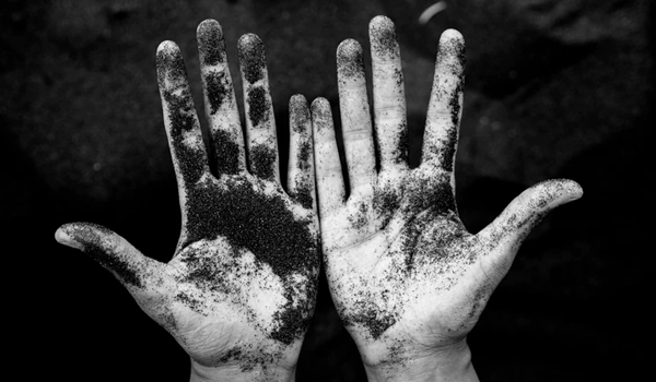 what does it mean by dirty hands