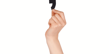 Add a word, reduce comprehension: Shorter sentences are easier to understand than long, complex sentences. But how short? <a href="https://www.shutterstock.com/es/image-photo/one-caucasian-person-hand-holding-black-267531827" rel="noopener" target="_blank"><em>Image by Nelosa</em></a>