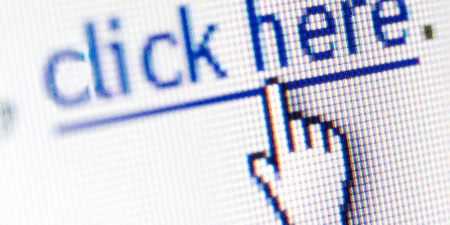 link-format <strong>Living color</strong> How can you get more clicks with link size, placement and color? <a href="https://www.istockphoto.com/photo/browsing-the-web-gm116248249-4926002" rel="noopener" target="_blank"><em>Image by adamkaz</em></a>